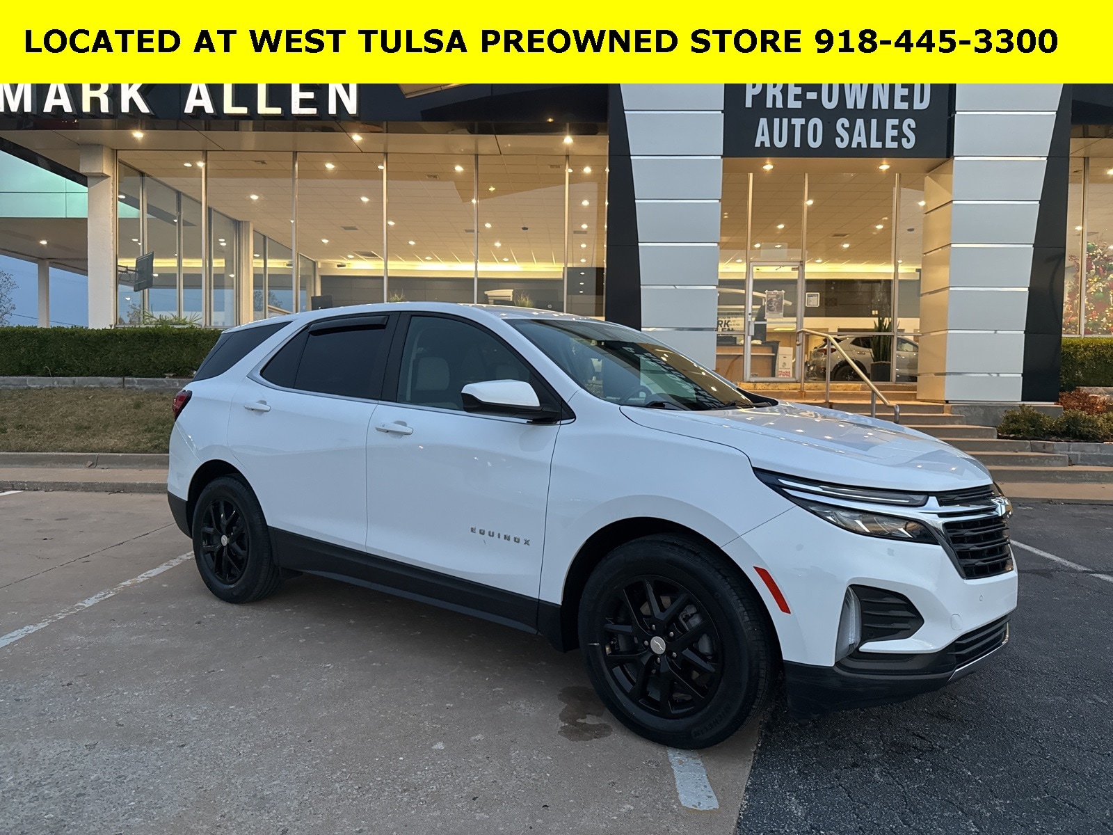 2022 Chevrolet Equinox LT's photo