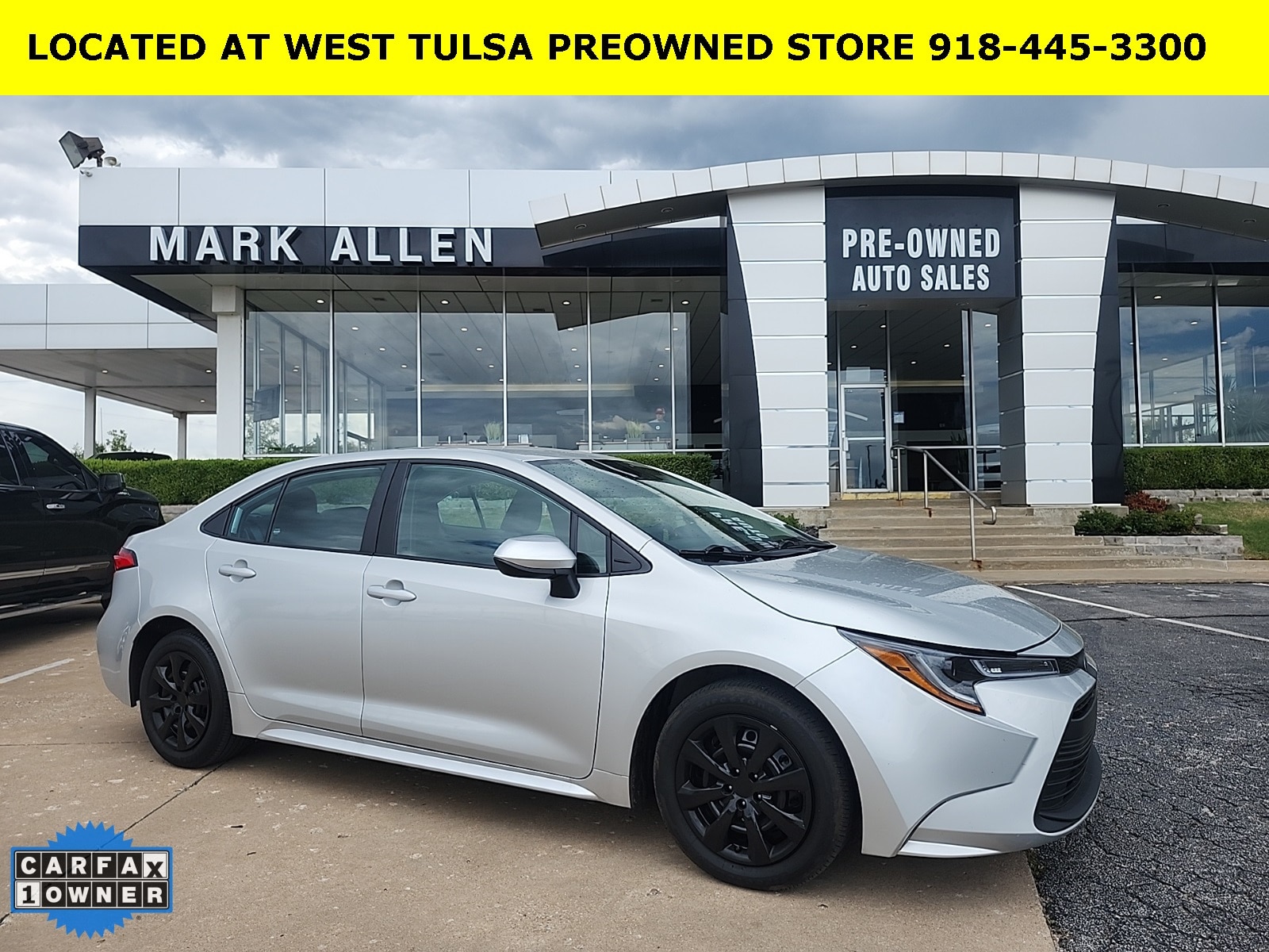 2024 Toyota Corolla LE's photo