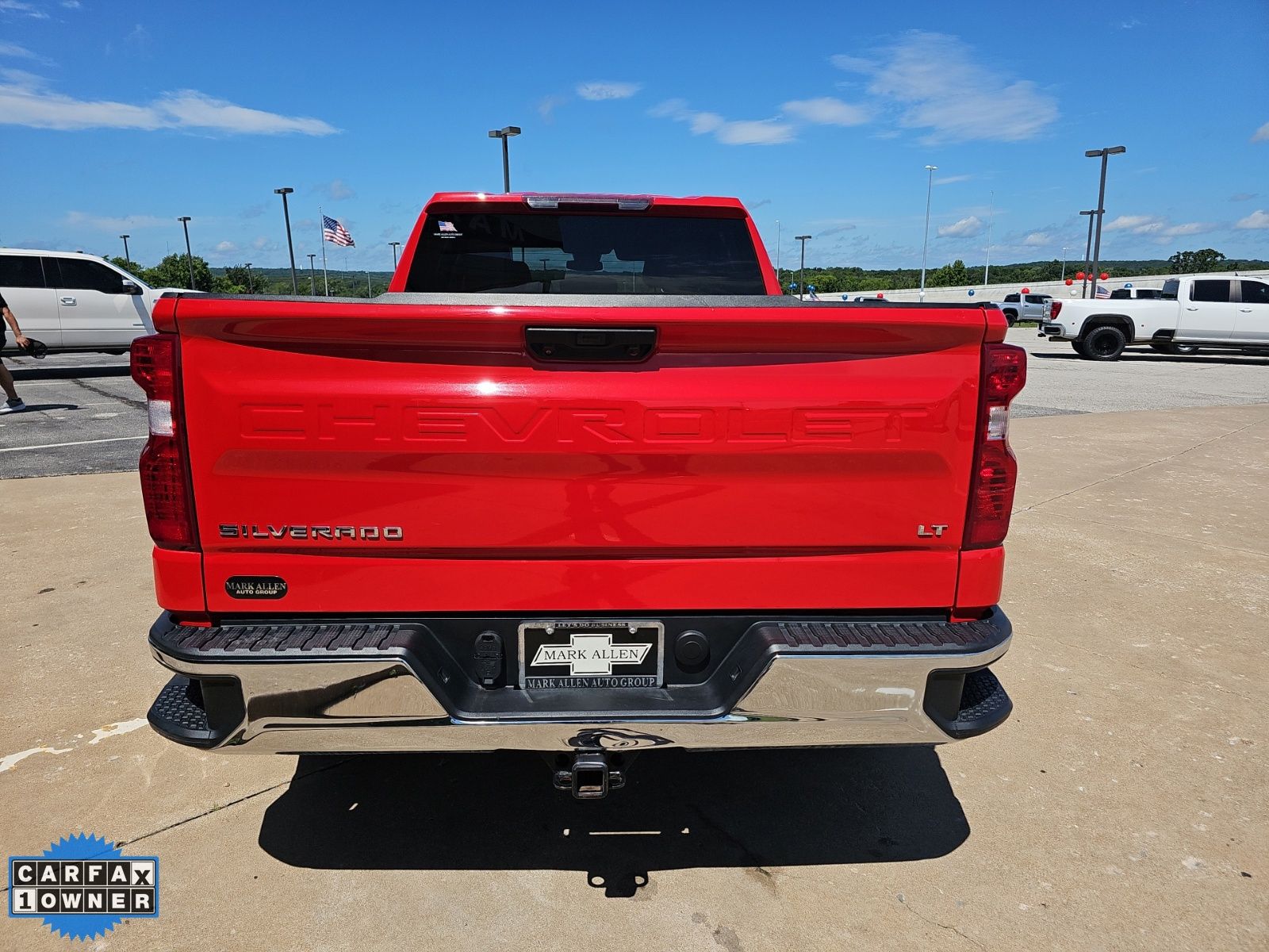 2023 Chevrolet Silverado 1500 LT - Photo 5