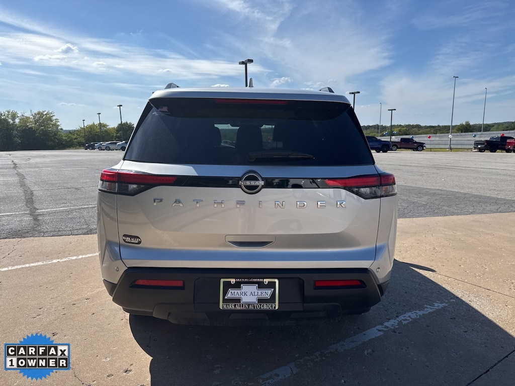 Used 2025 Nissan Pathfinder SV SUV