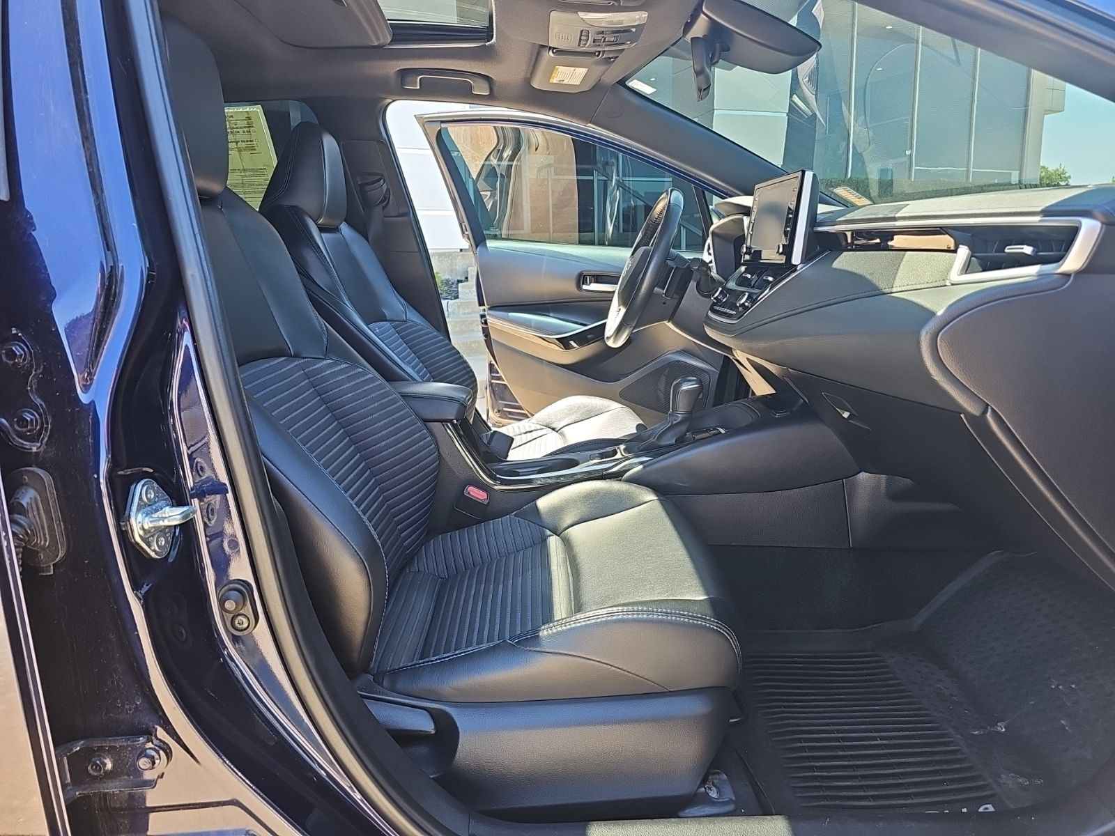 2020 Toyota Corolla XSE - Photo 26