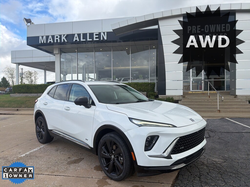 Used 2024 Buick Envision Sport Touring SUV