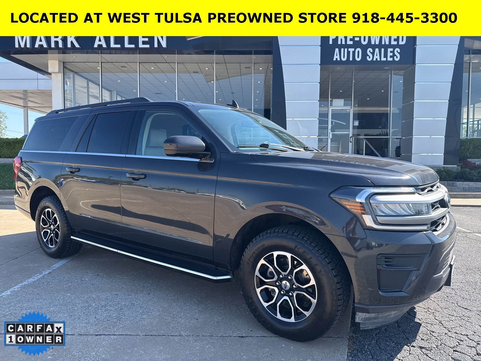 2023 Ford Expedition XLT's photo