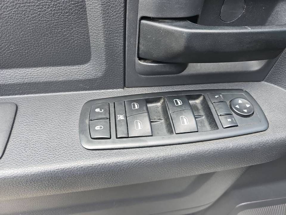 2011 RAM Ram 3500 Pickup ST - Photo 14