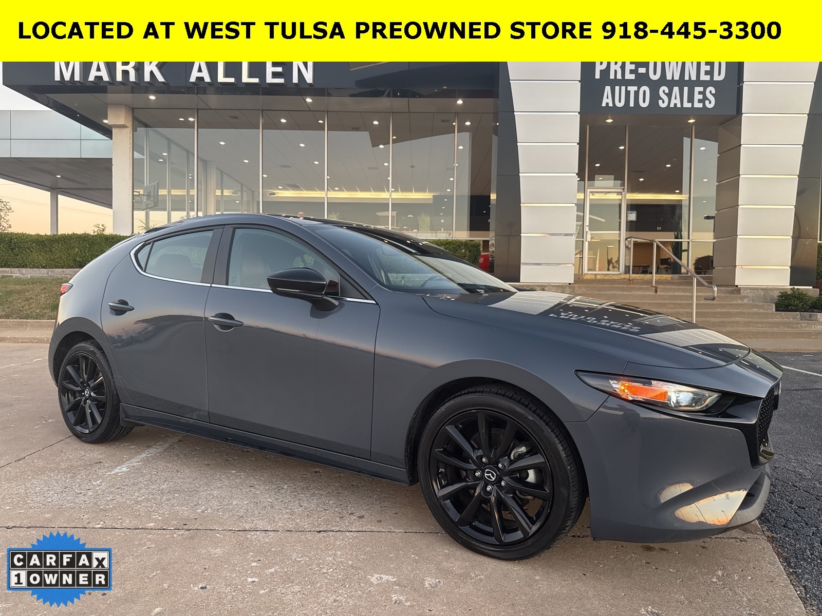 2024 Mazda Mazda3 Carbon Edition's photo