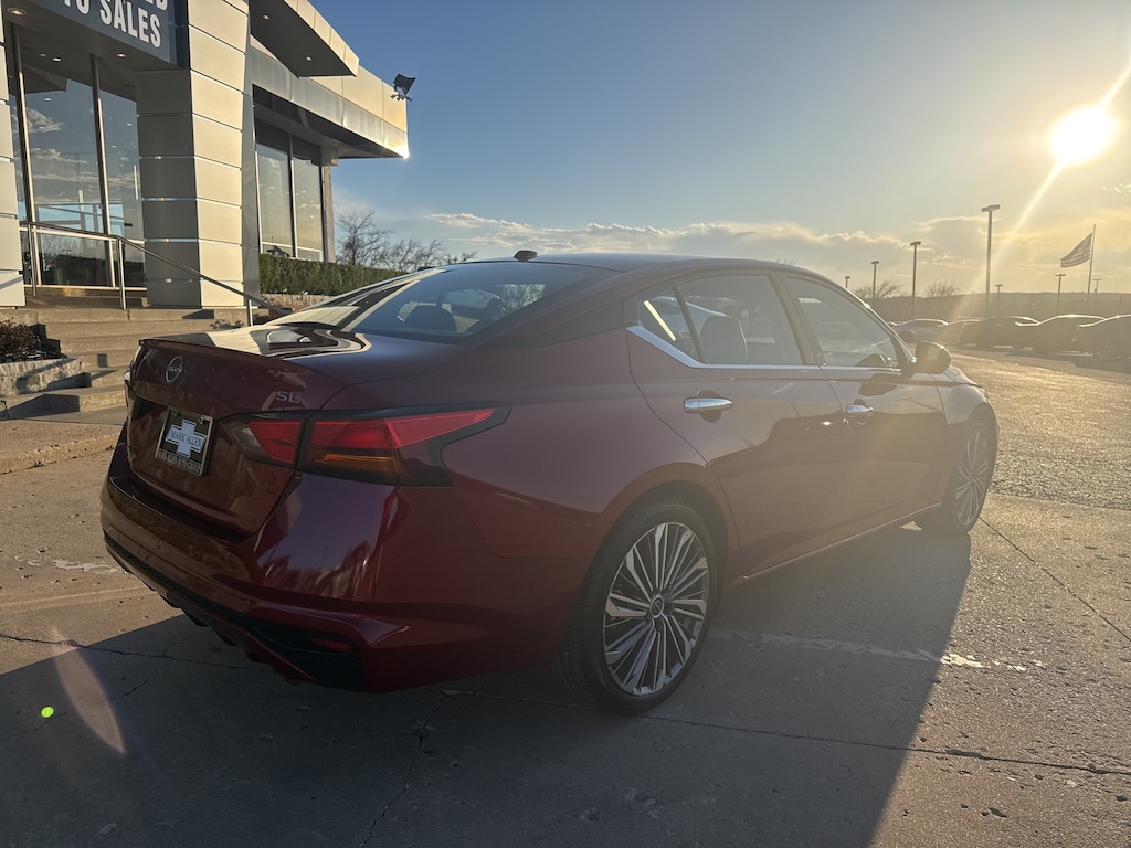 2023 Nissan Altima 2.5 SL photo 3