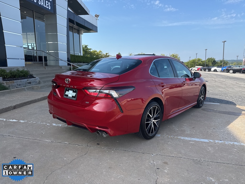 Used 2024 Toyota Camry SE Sedan