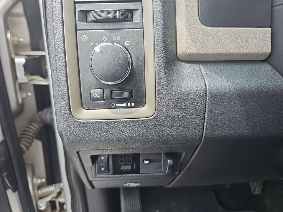 2011 RAM Ram 3500 Pickup ST - Photo 16