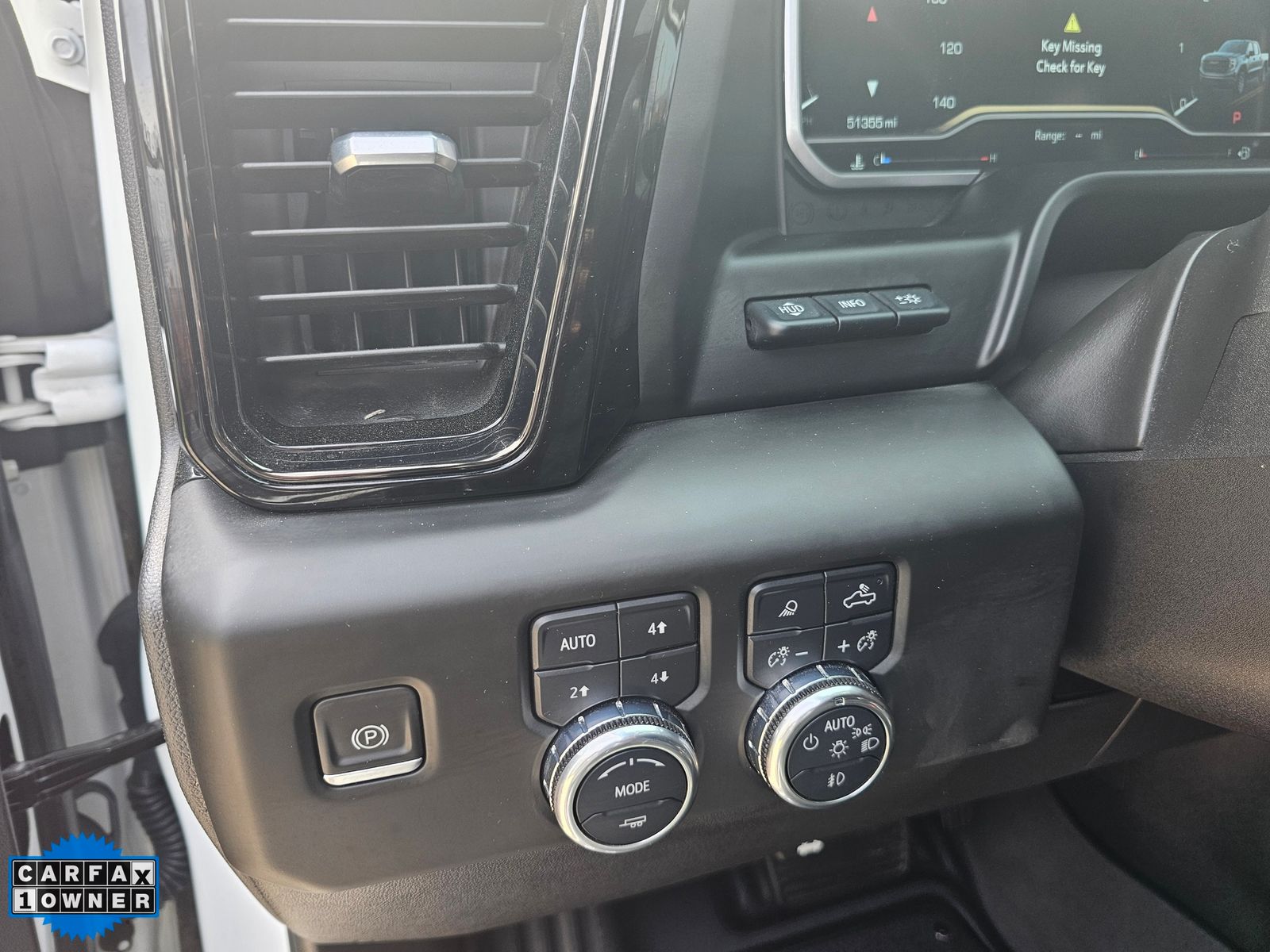2023 GMC Sierra 1500 AT4X - Photo 18