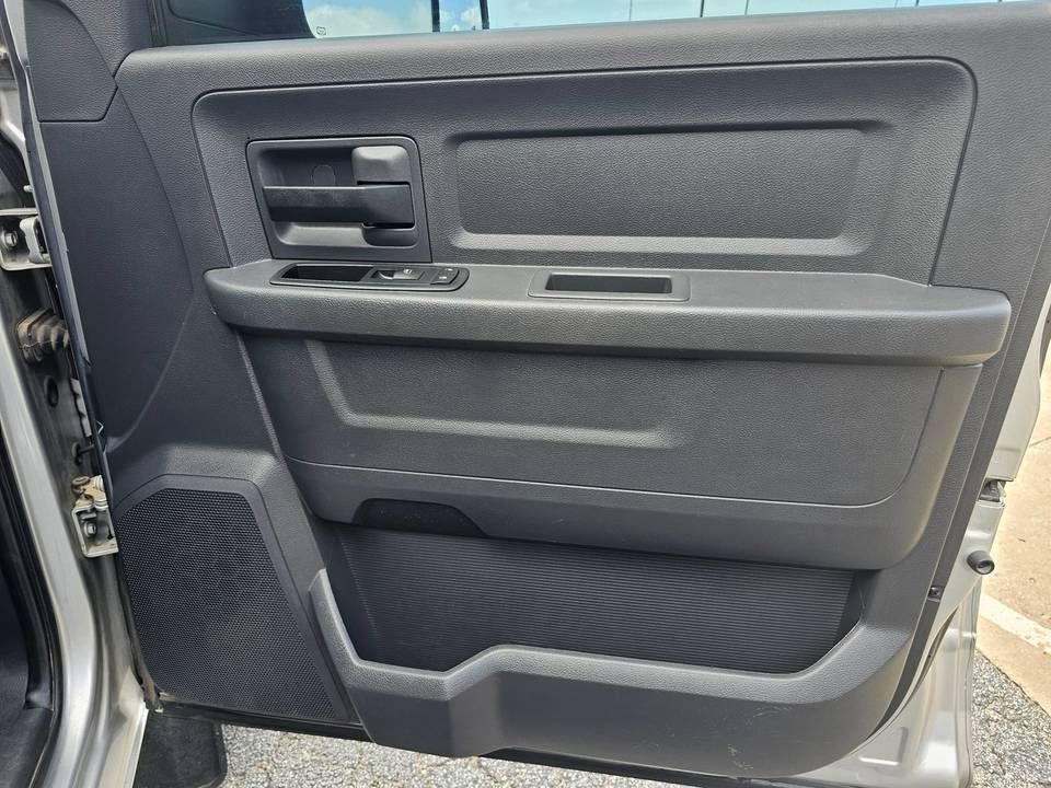2011 RAM Ram 3500 Pickup ST - Photo 27