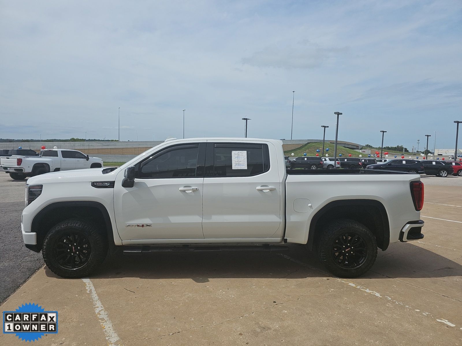 2023 GMC Sierra 1500 AT4X - Photo 10