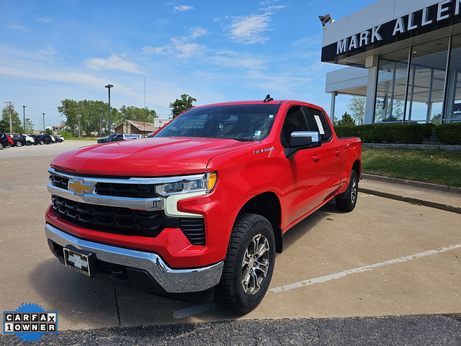 2023 Chevrolet Silverado 1500 LT - Photo 10