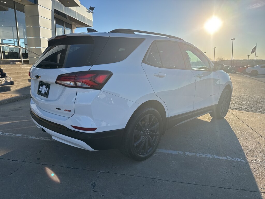 Used 2024 Chevrolet Equinox RS SUV