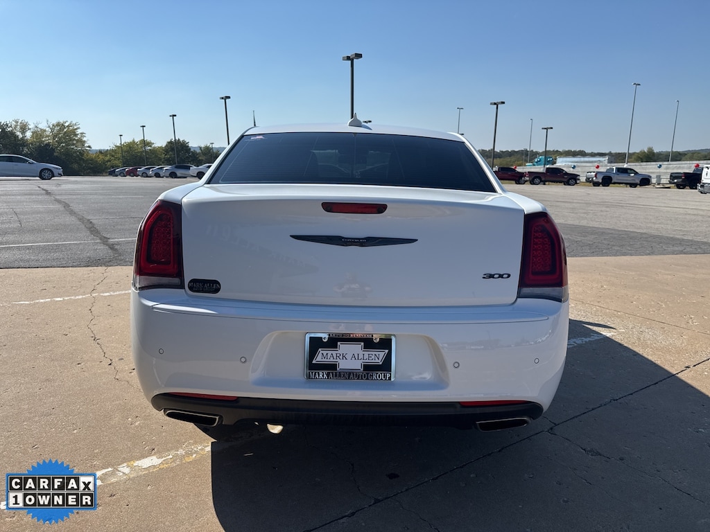 Used 2022 Chrysler 300 Touring Sedan