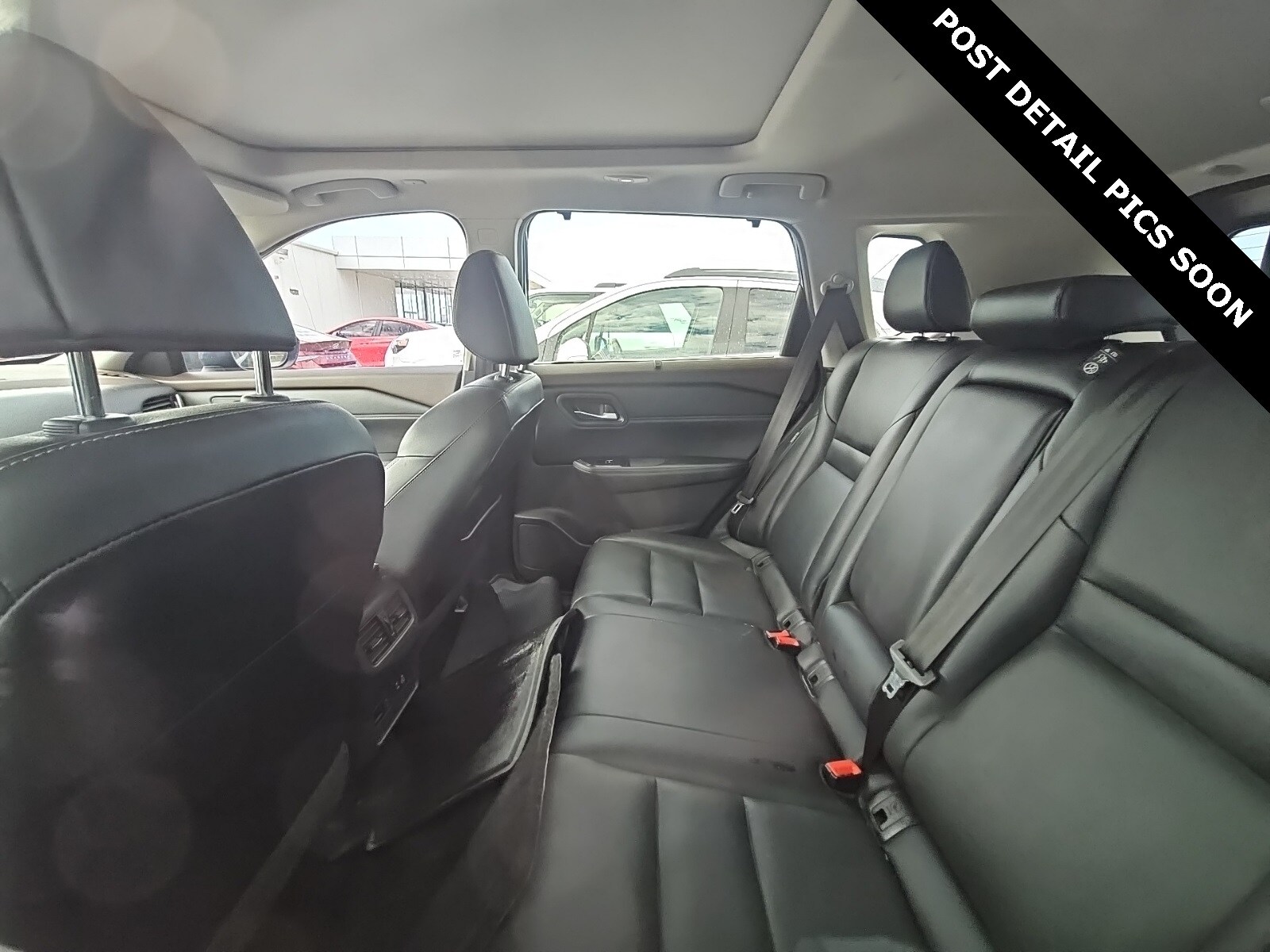 2023 Nissan Rogue SL photo 3
