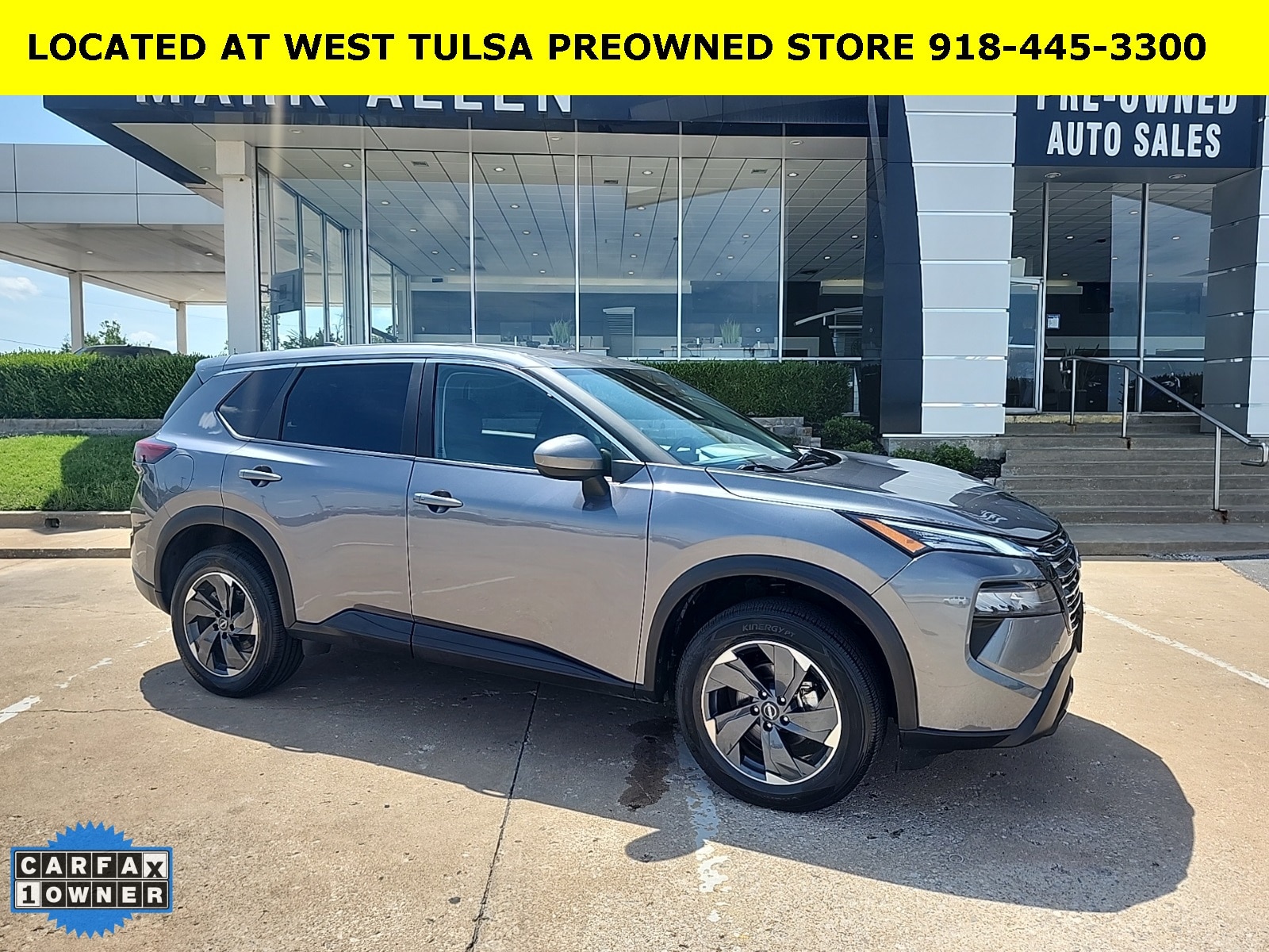 2024 Nissan Rogue SV's photo