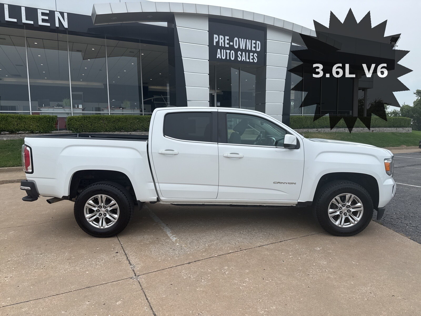 2019 Gmc Canyon SLE photo 2