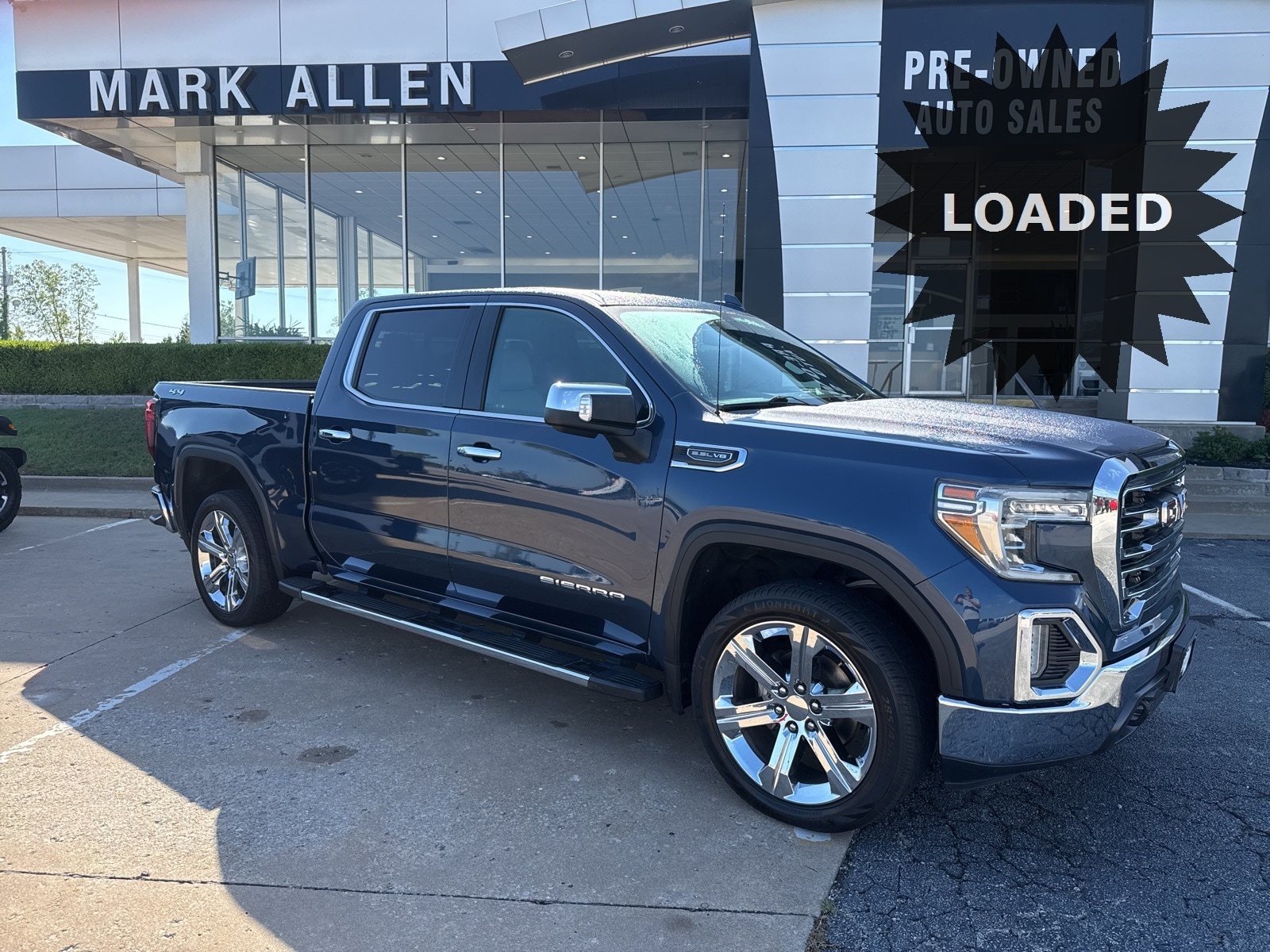 2019 GMC Sierra 1500 SLT's photo