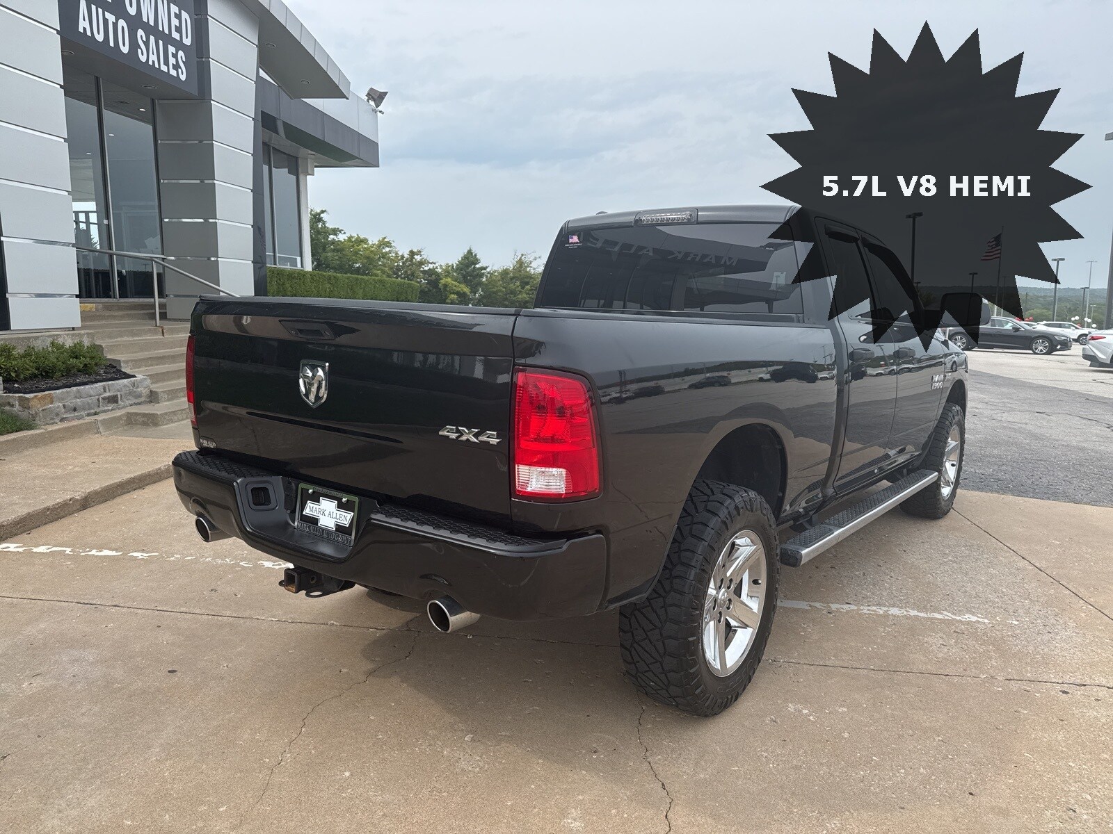 2017 Ram 1500 Express photo 3
