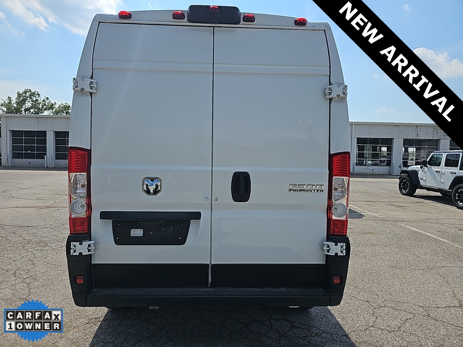 2023 Ram ProMaster 2500 photo 2