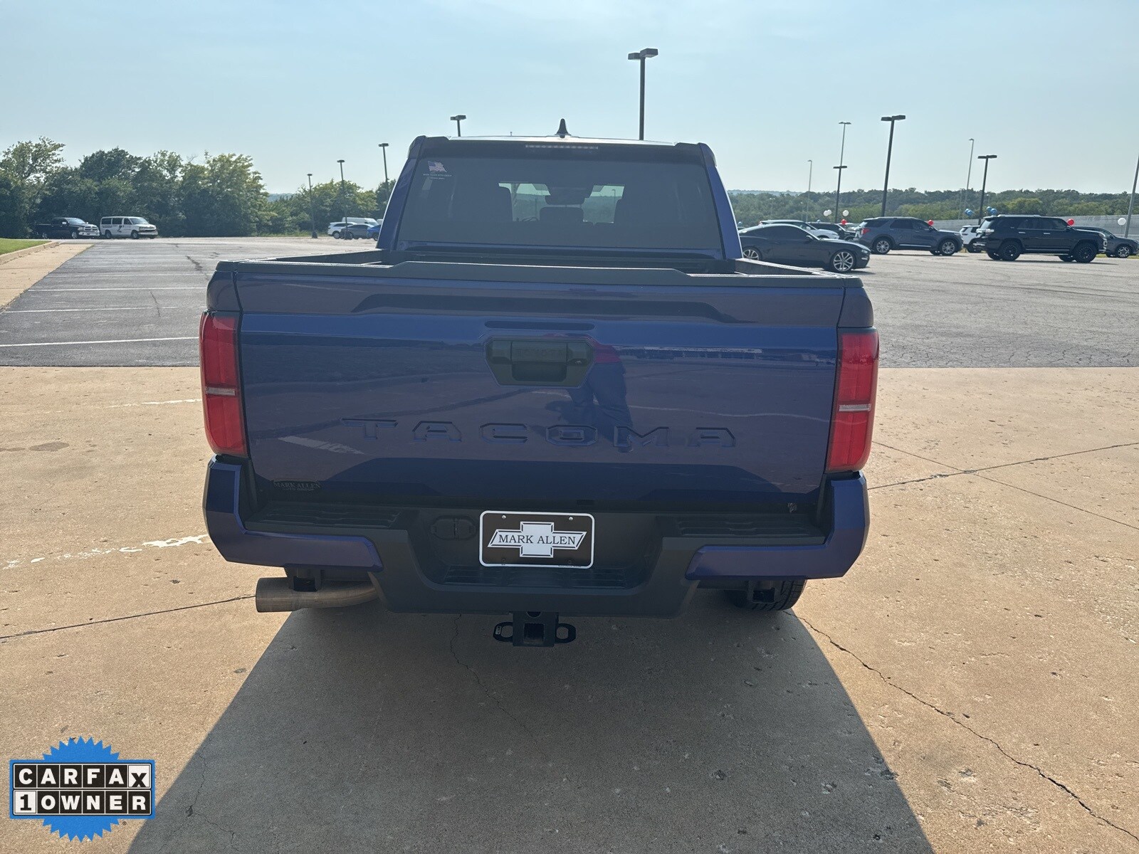 2024 Toyota Tacoma SR5 photo 3