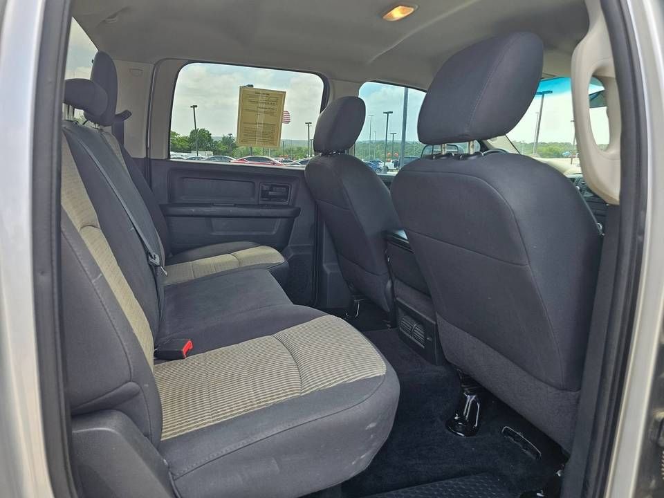 2011 RAM Ram 3500 Pickup ST - Photo 30