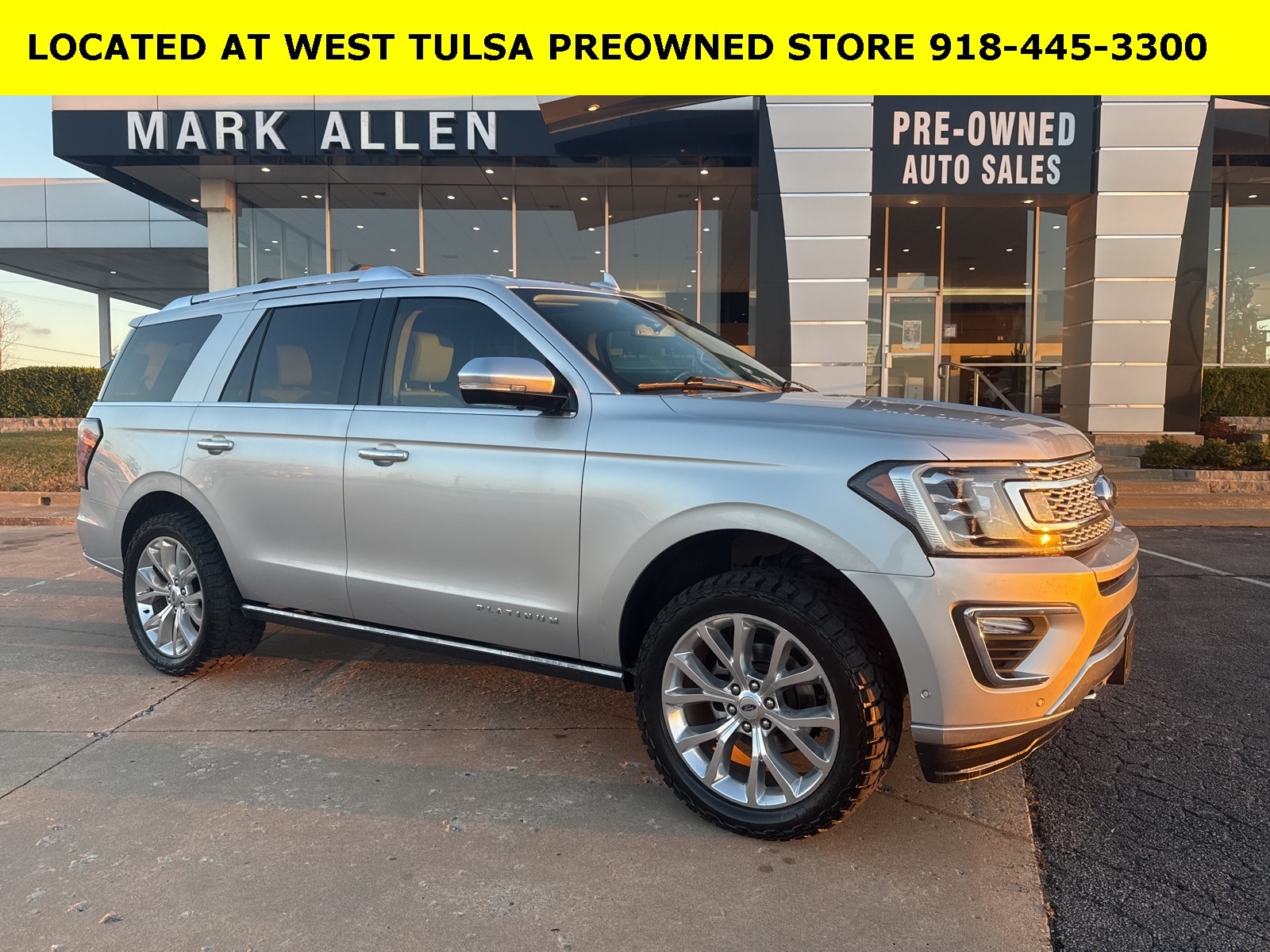 2019 Ford Expedition Platinum's photo