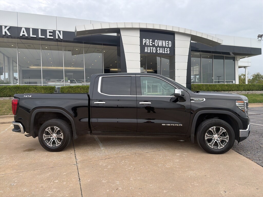 Used 2025 GMC Sierra 1500 SLT Truck