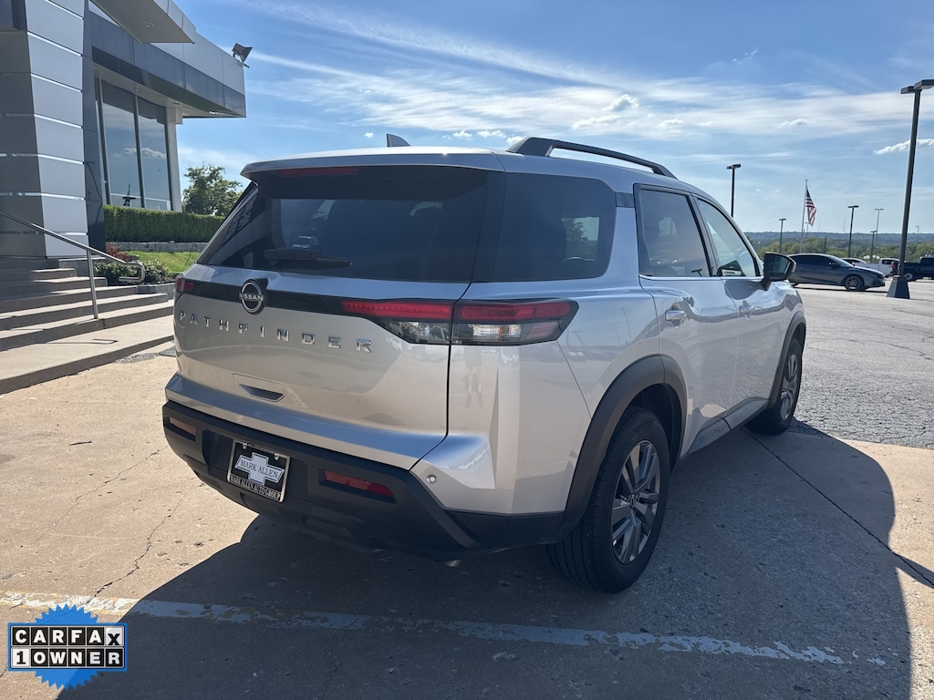 Used 2025 Nissan Pathfinder SV SUV