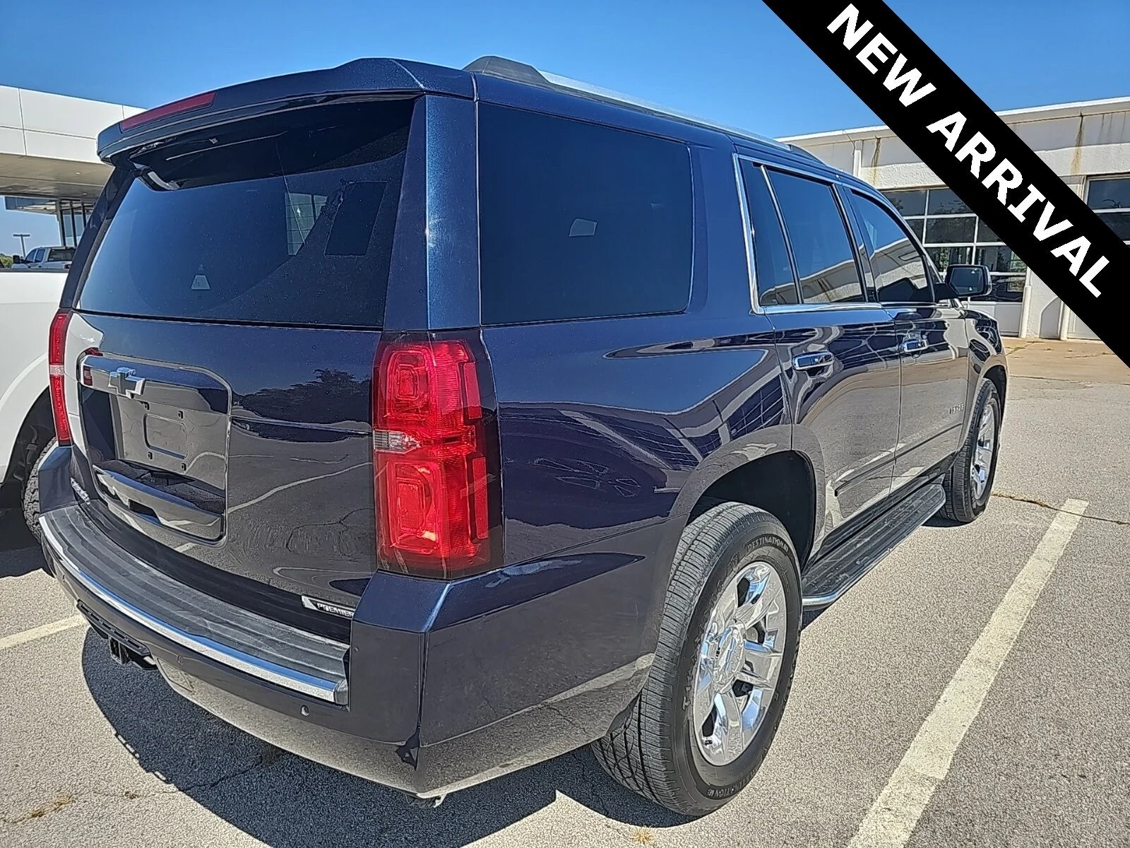 2018 Chevrolet Tahoe Premier photo 2