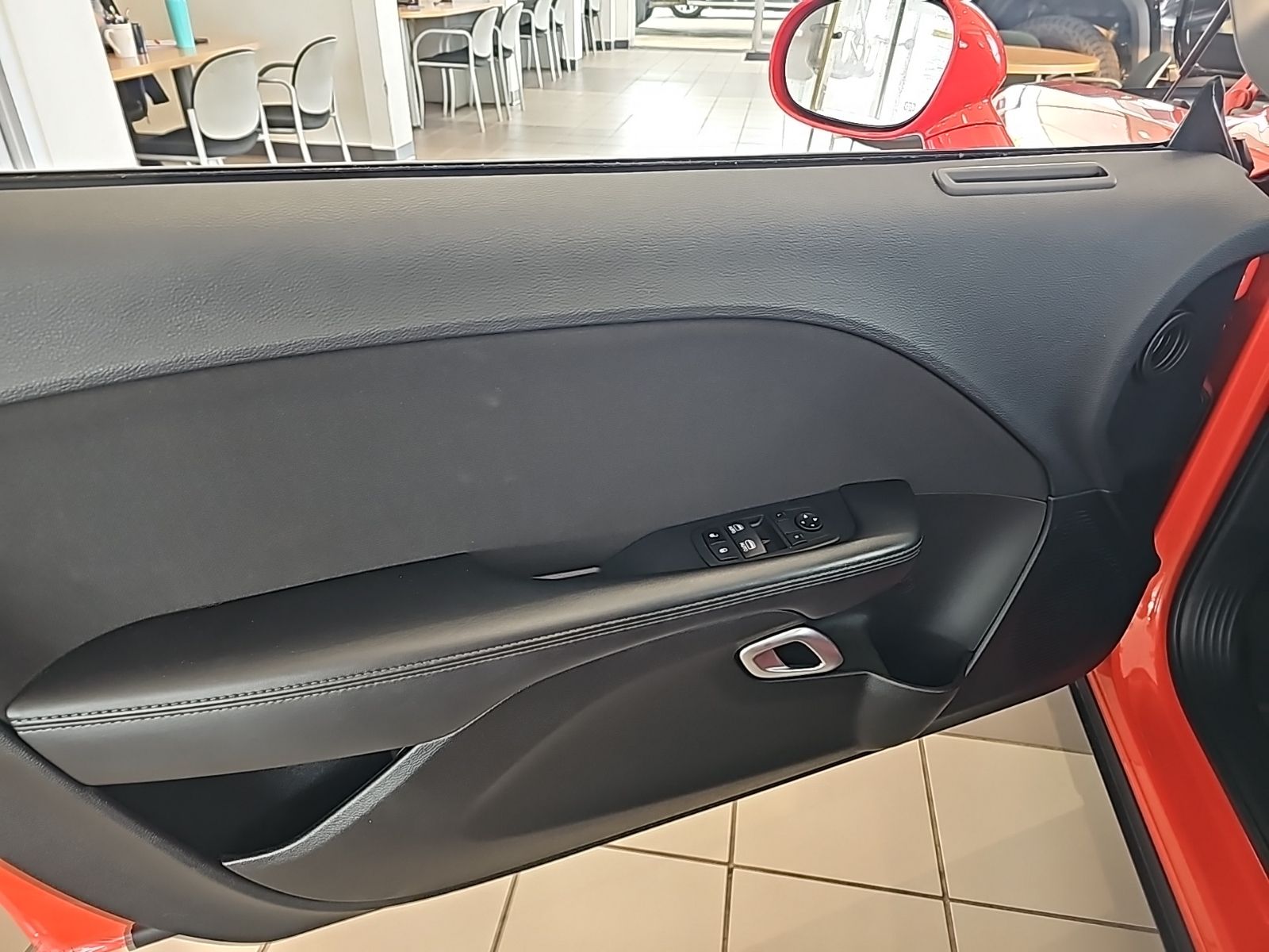 2022 Dodge Challenger R/T - Photo 8