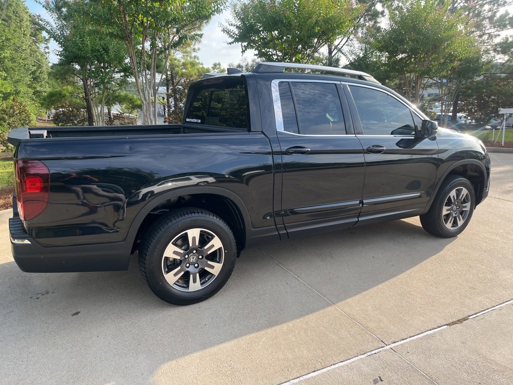 2019 Honda Ridgeline RTL-T photo 3