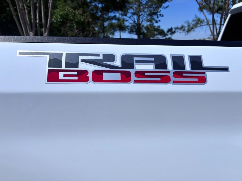 2026 Chevrolet Silverado 1500 Custom Trail Boss - Photo 12