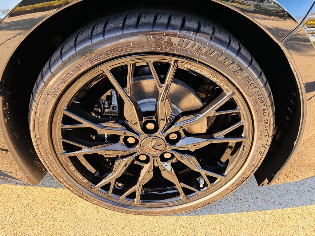 2025 Chevrolet Corvette 2LT photo 2