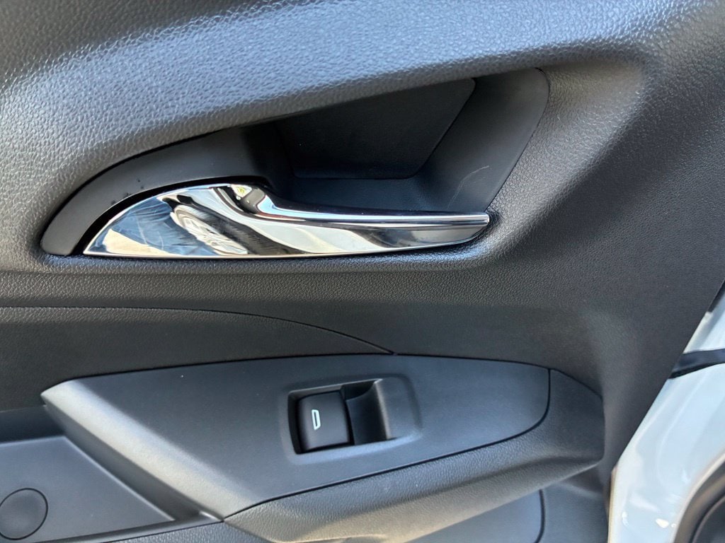 2026 Chevrolet Trax LS - Photo 16
