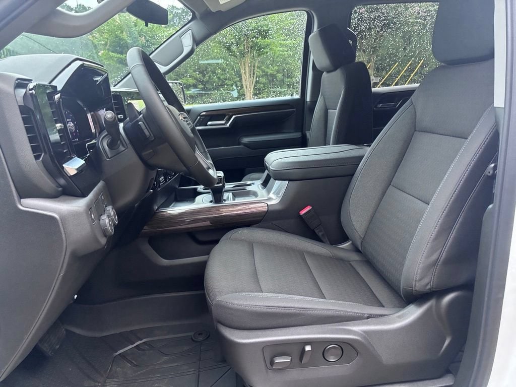 2026 Chevrolet Silverado 1500 LT - Photo 24