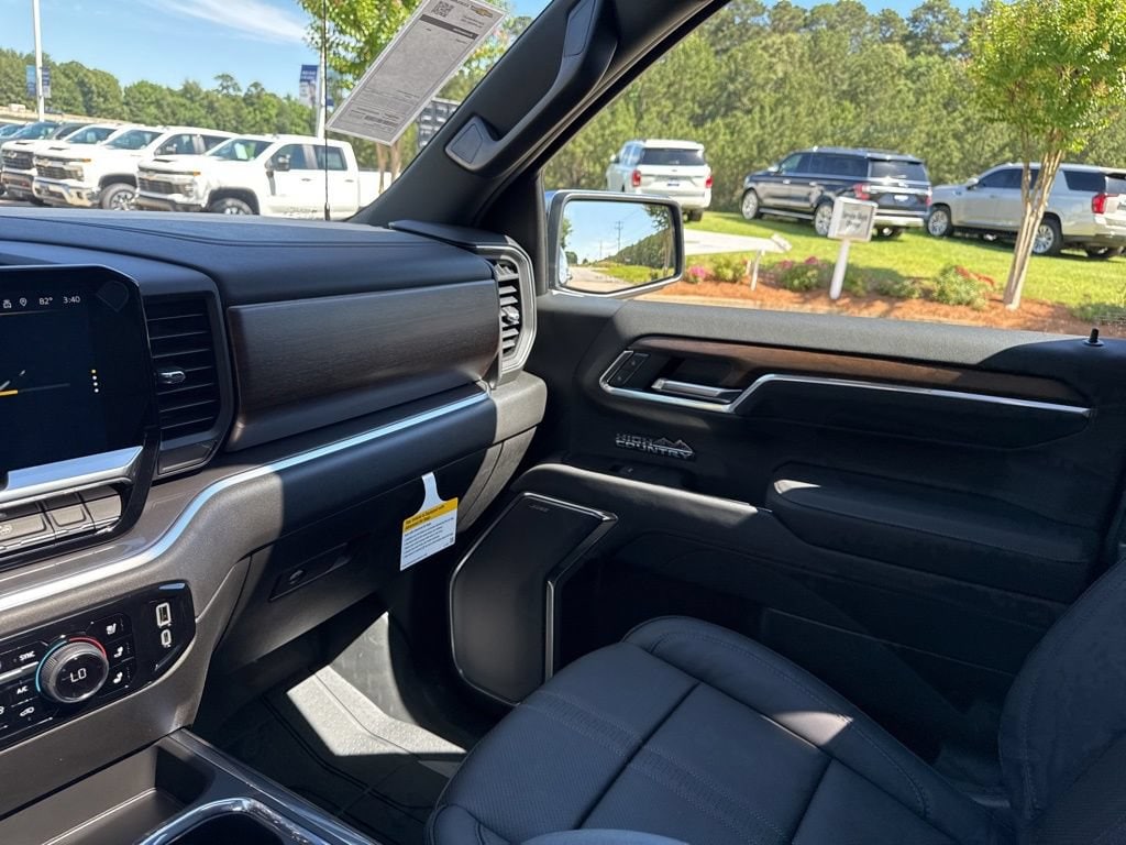 2025 Chevrolet Silverado 1500 High Country - Photo 27