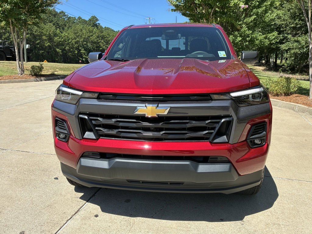 2026 Chevrolet Colorado LT photo 2
