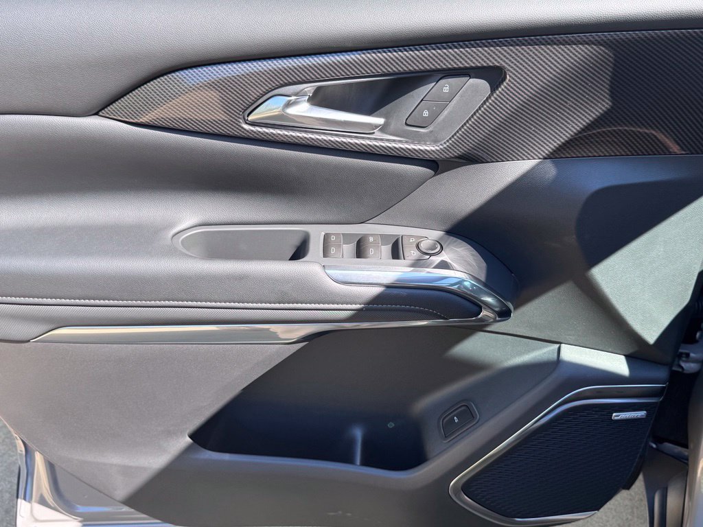 2027 Chevrolet Traverse Z71 - Photo 16