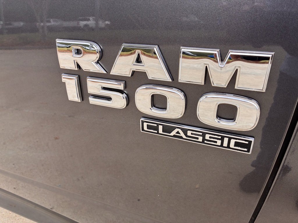 2019 Ram 1500 Classic Tradesman photo 3