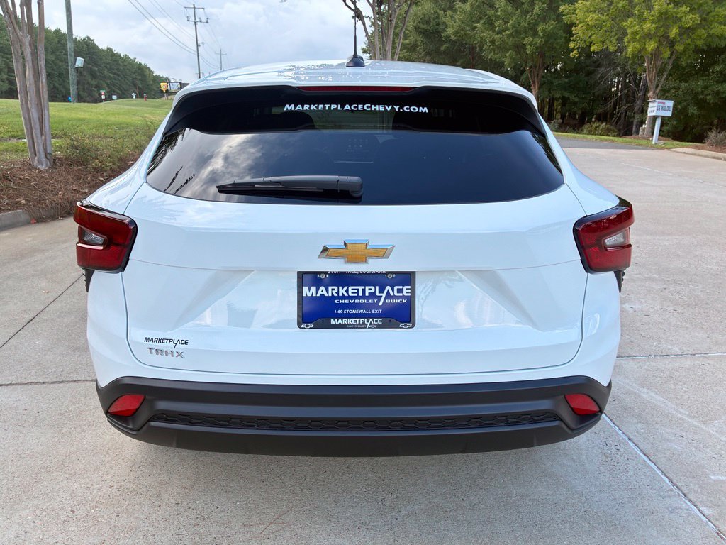 2026 Chevrolet Trax LS - Photo 7