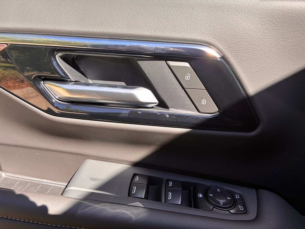 2026 Chevrolet Suburban LS - Photo 24
