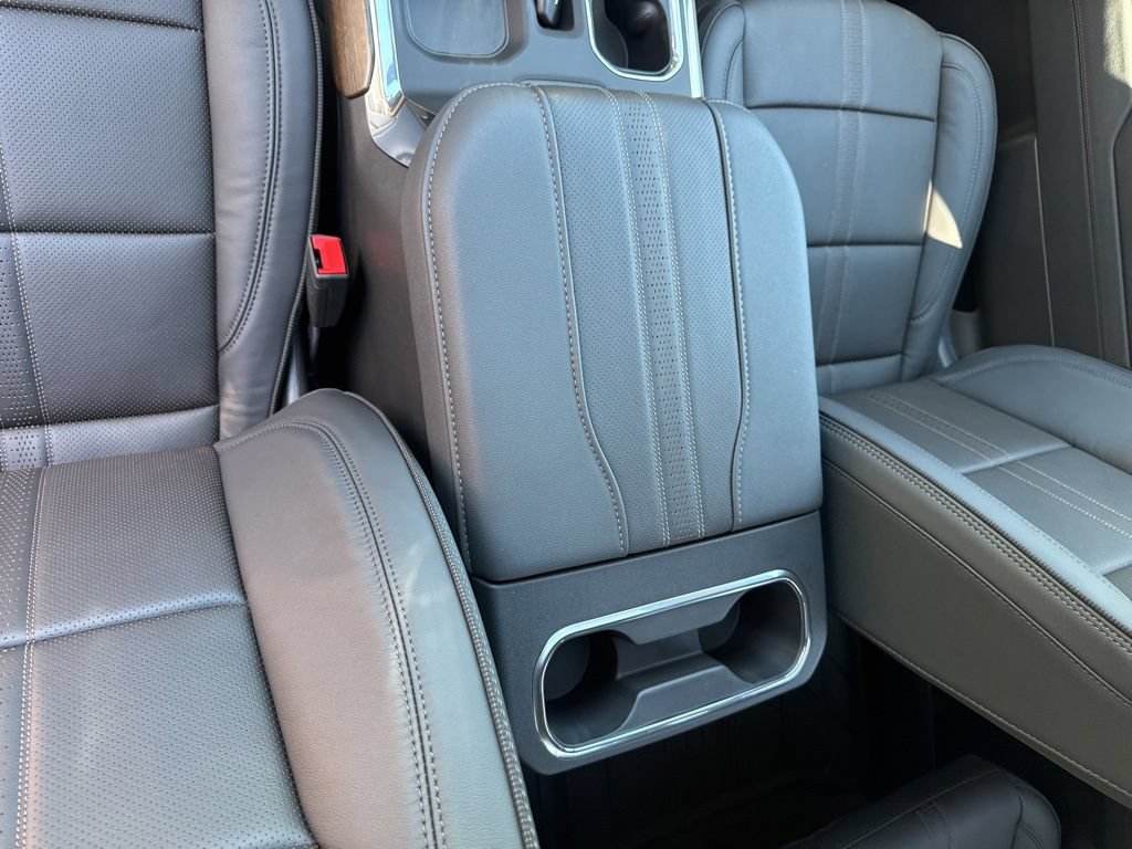 2025 Chevrolet Silverado 1500 High Country - Photo 23