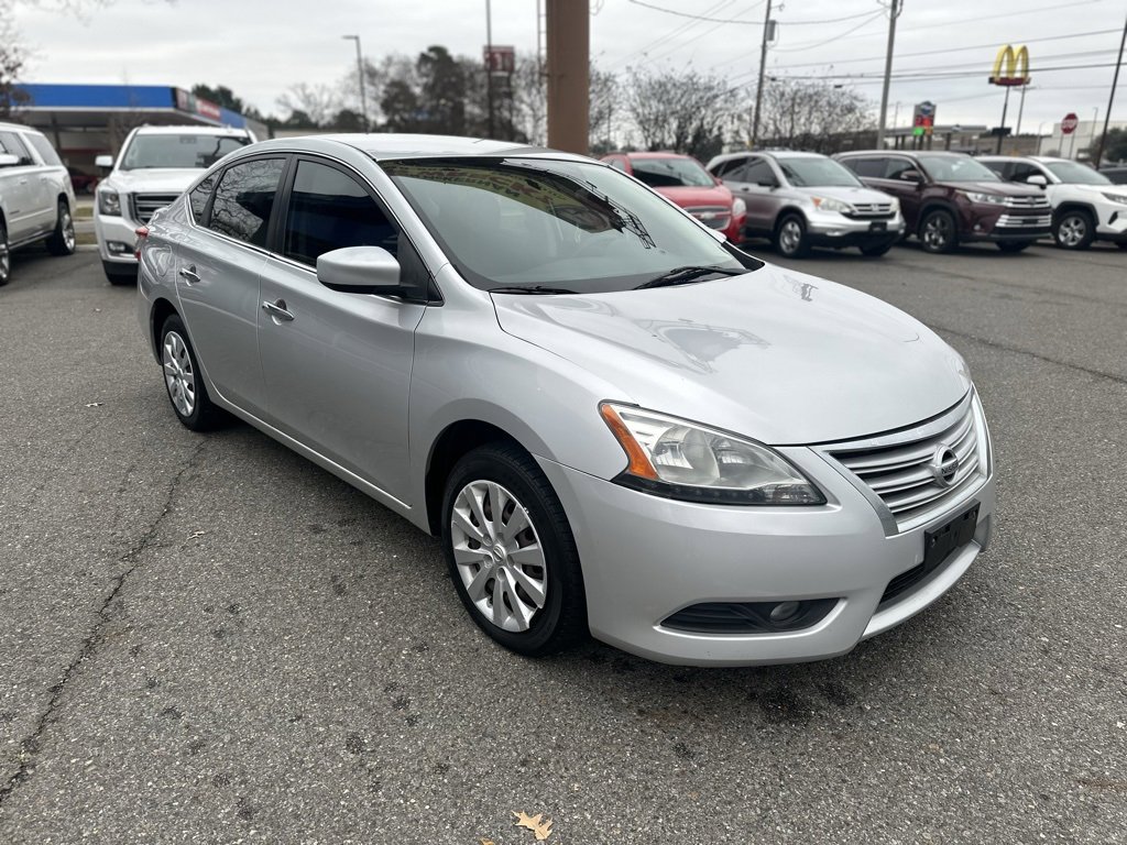 2014 Nissan Sentra SV photo 2