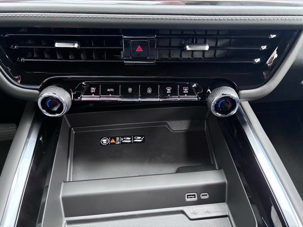 2026 Chevrolet Tahoe LT - Photo 32