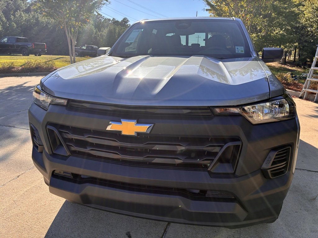 2026 Chevrolet Colorado Work Truck photo 3