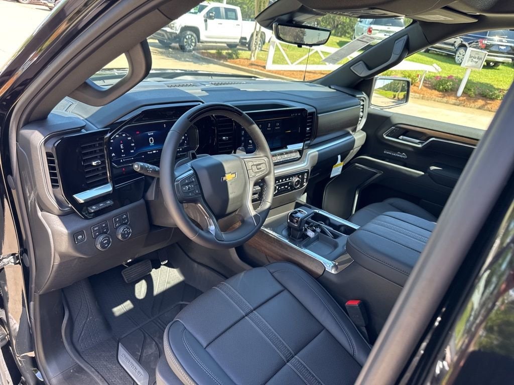 2025 Chevrolet Silverado 1500 High Country - Photo 19