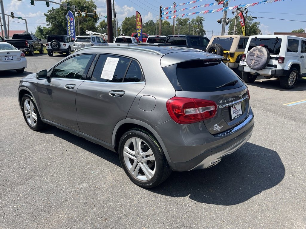 2015 Mercedes Benz GLA 250 photo 4