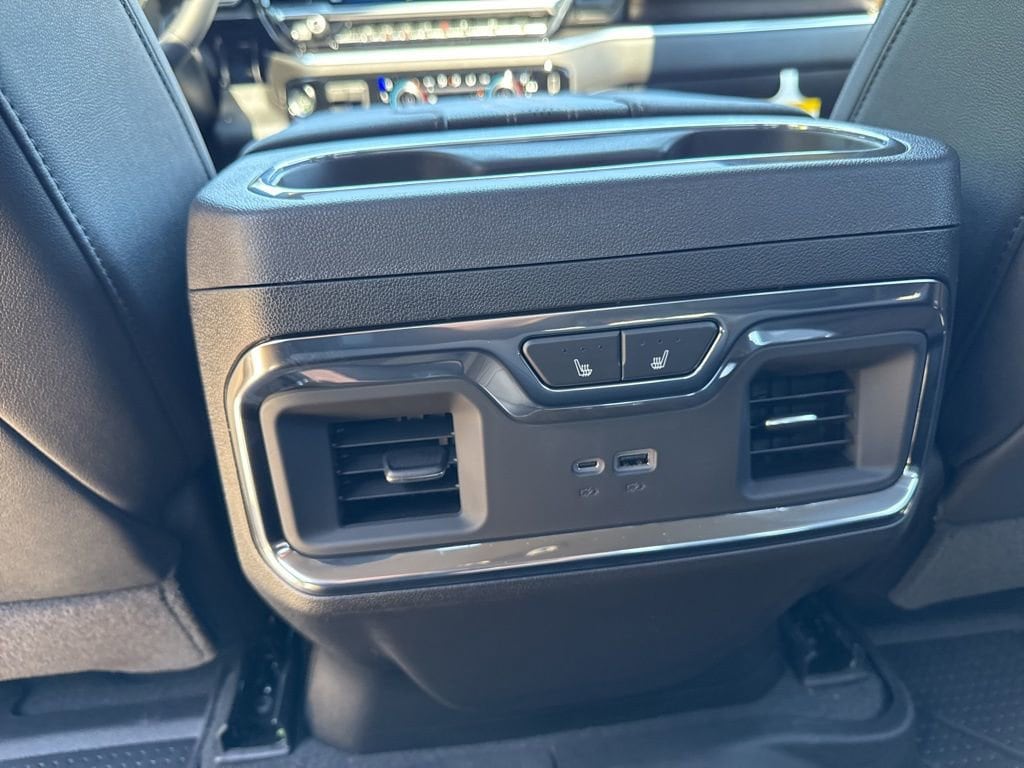 2025 Chevrolet Silverado 1500 High Country - Photo 36