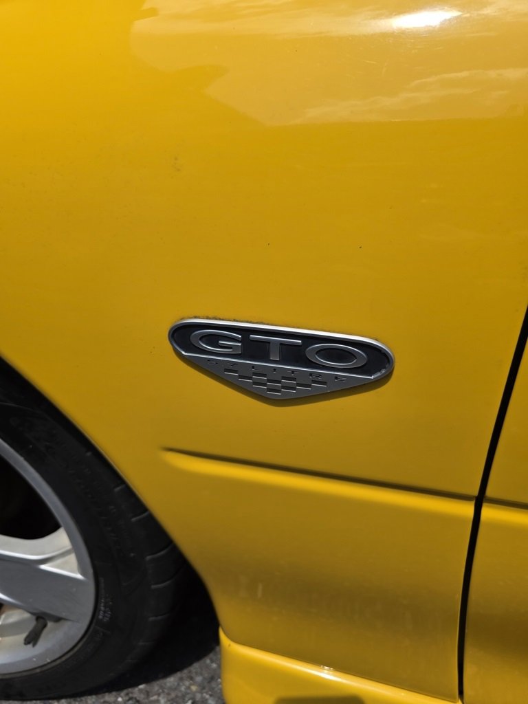 2004 Pontiac GTO photo 3